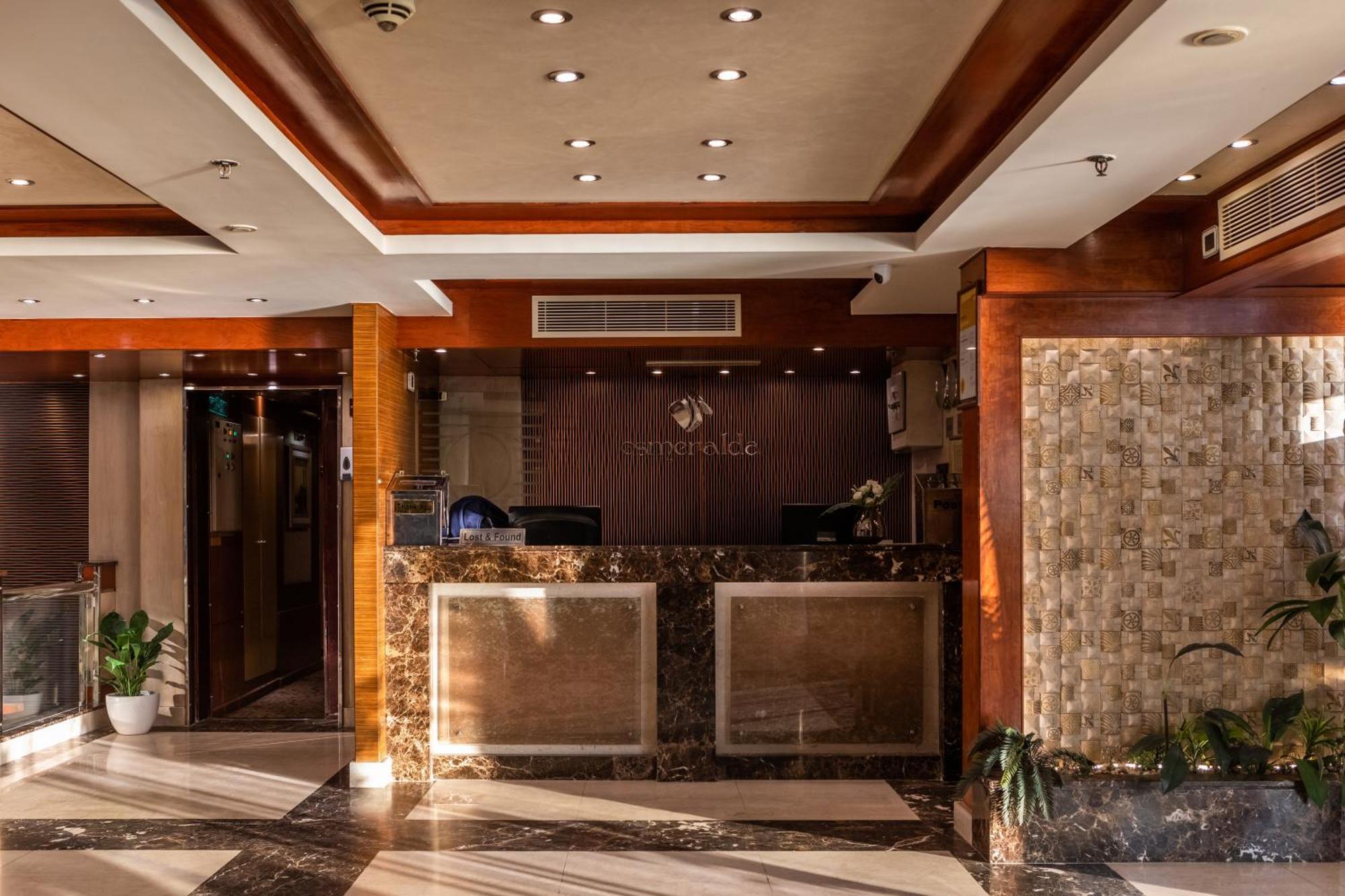 M/S Esmeralda Nile Cruise - 4 Or 7 Nights From Luxor Each Monday And 03 Nights From Aswan Each Friday Exterior foto
