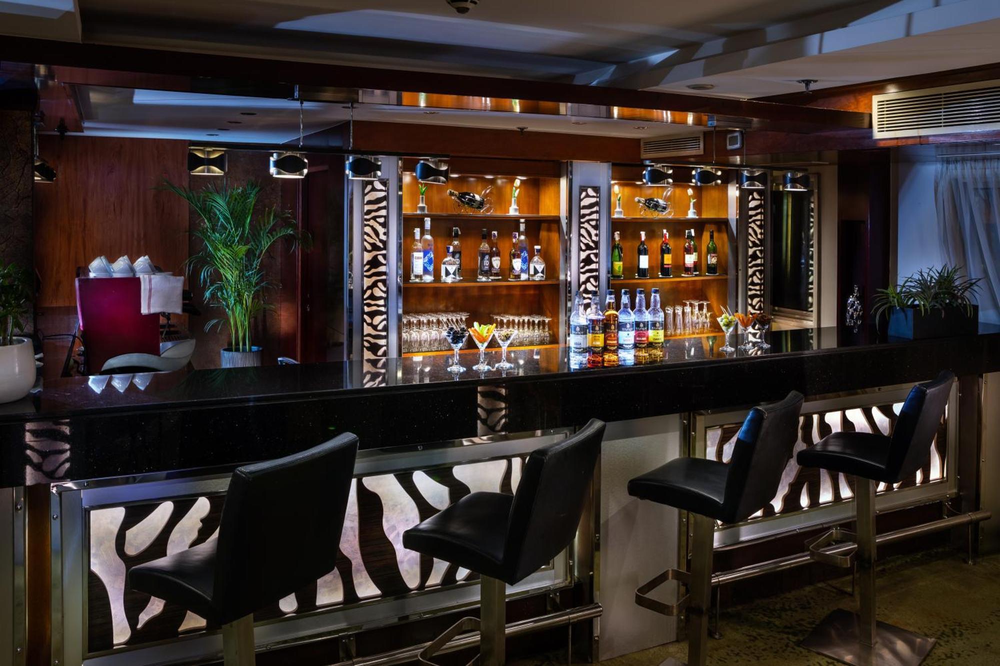M/S Esmeralda Nile Cruise - 4 Or 7 Nights From Luxor Each Monday And 03 Nights From Aswan Each Friday Exterior foto